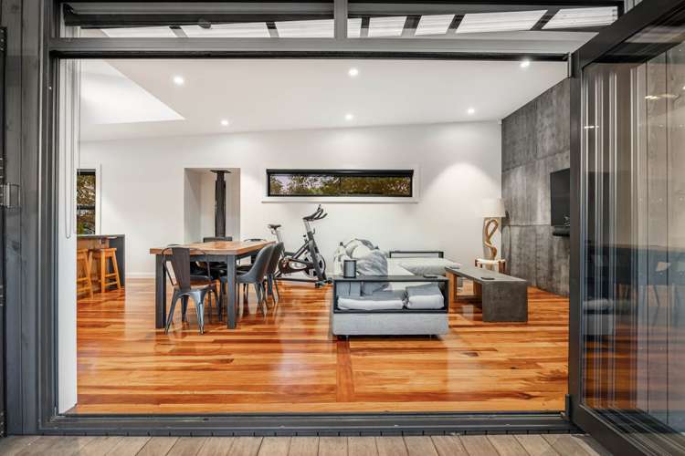 45 Langton Road Stanmore Bay_14