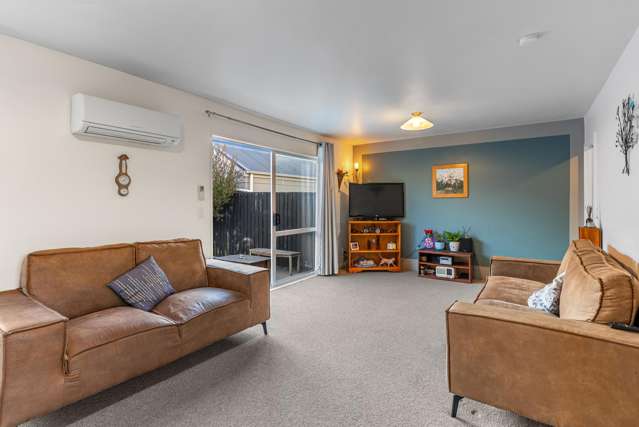 2/20 Grenville Street Waltham_3