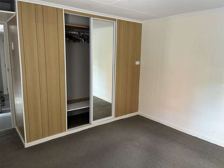 23 Pinewood Street Avondale_11