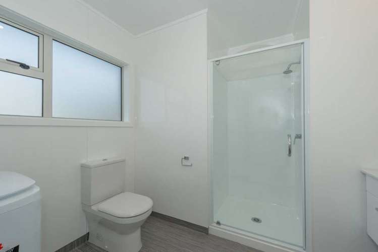 3/24 Stanley Street 1055_7