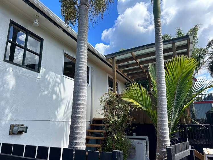 899 East Coast Road_0