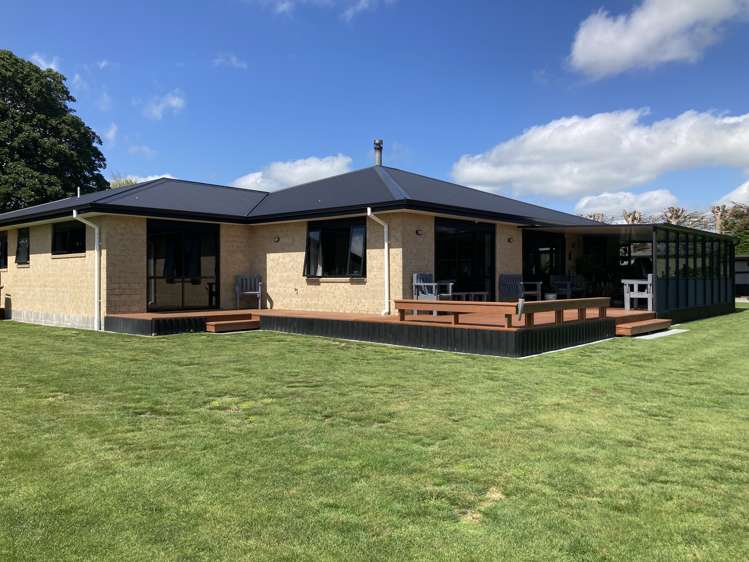 2 Joll Street Waitara_25