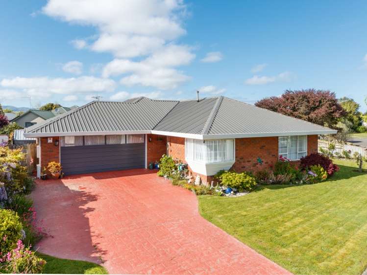 11 Strachan Way Highbury_0