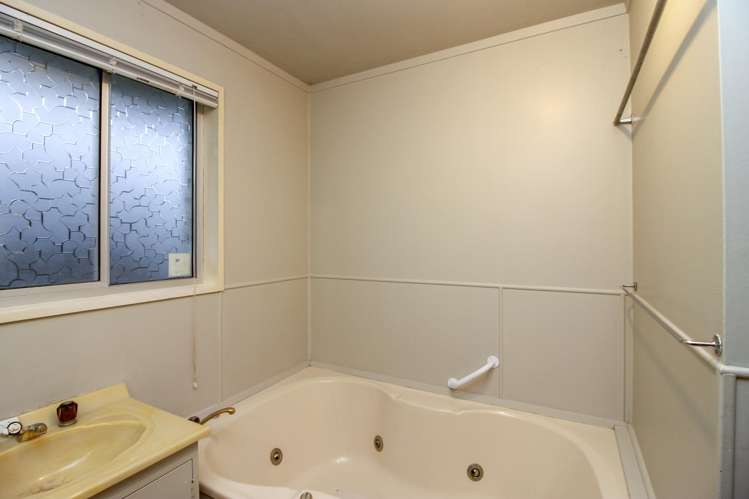 236 Raeburne Street Te Awamutu_12