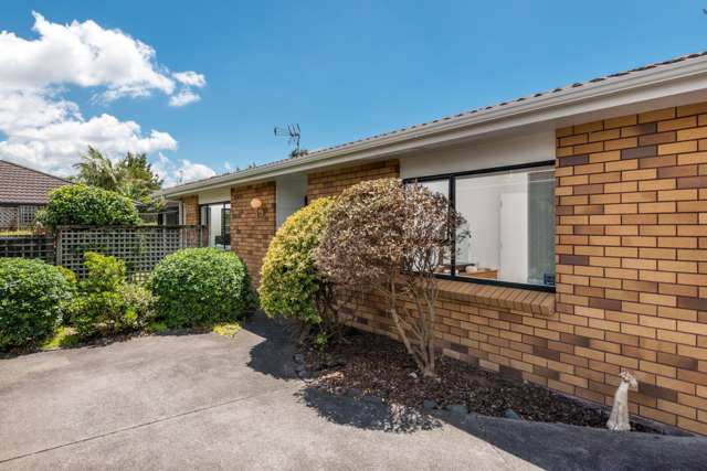 75b Centreway Road Orewa_1