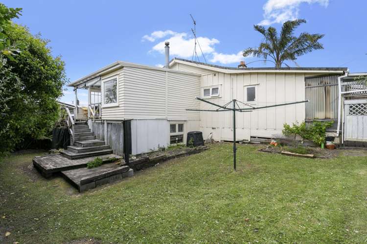 57 Woodglen Road Glen Eden_17