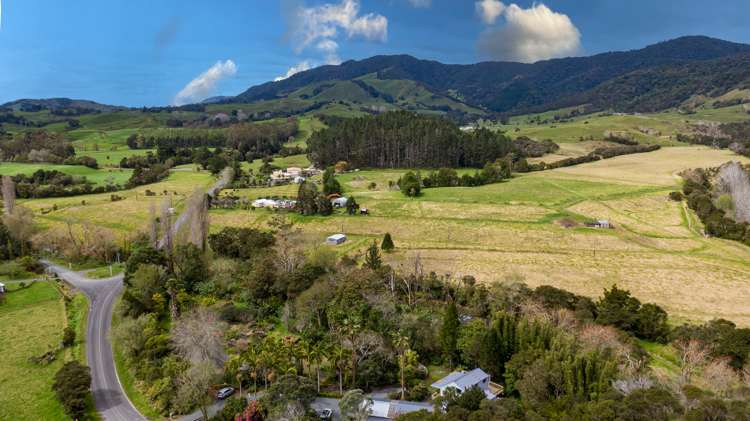 573 Takahue Road Takahue_66