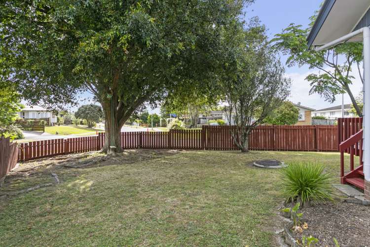 1 Pixie Place Pakuranga Heights_13