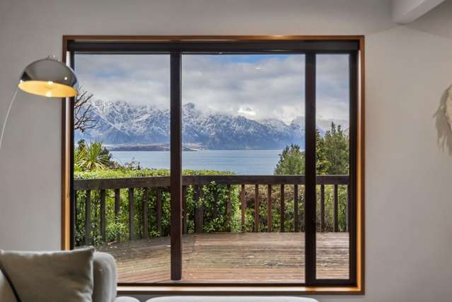 4 Moss Lane Sunshine Bay_3