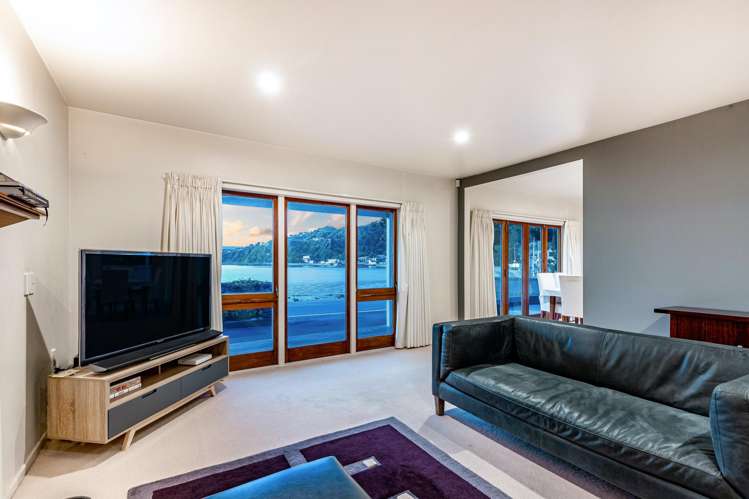 1/2 Gill Road Lowry Bay_12