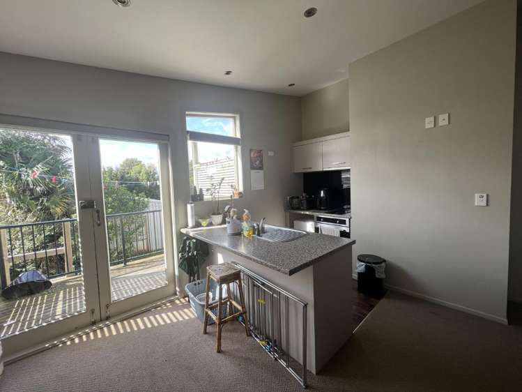6/332 Wicksteed Street City Centre_2