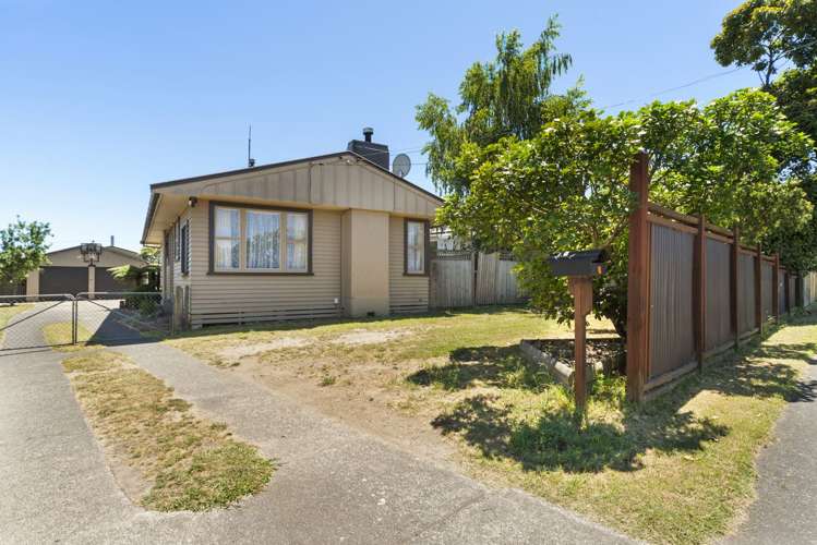 8 Waitahanui Avenue Taupo_12