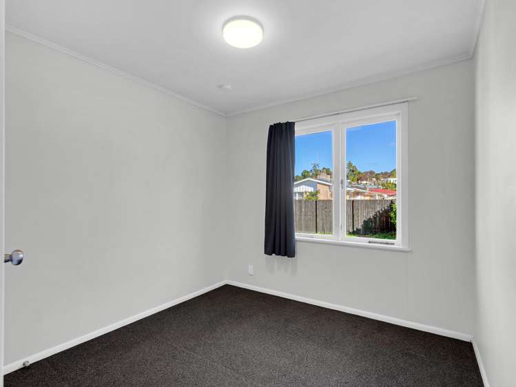 9 Panair Crescent Hillcrest_12