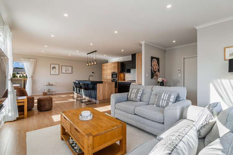 25 Whale Bay Rise Gulf Harbour_15