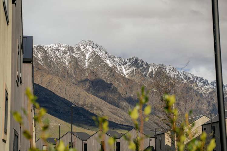 22/6 Hall Street Frankton_15