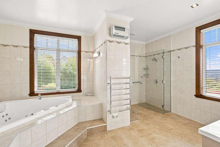 6 Gracemount Place Kinmont Park_21