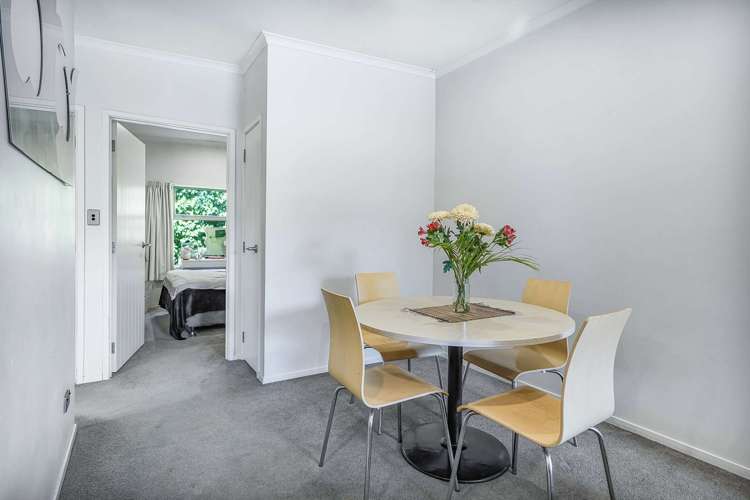 8/46 Peachgrove Road Hamilton East_5