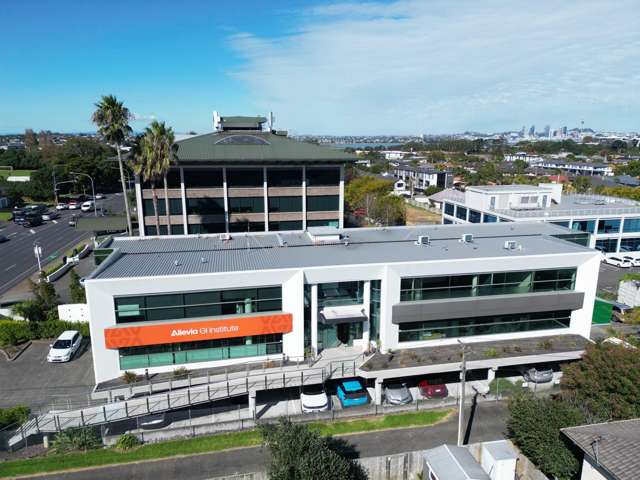 46 Taharoto Road Takapuna_1