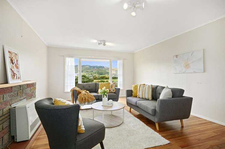 17 Lane Crescent Tawa_4