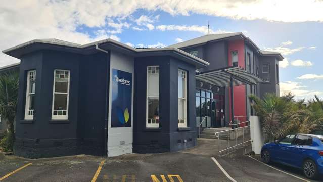 Excellent Office Space in Strandon