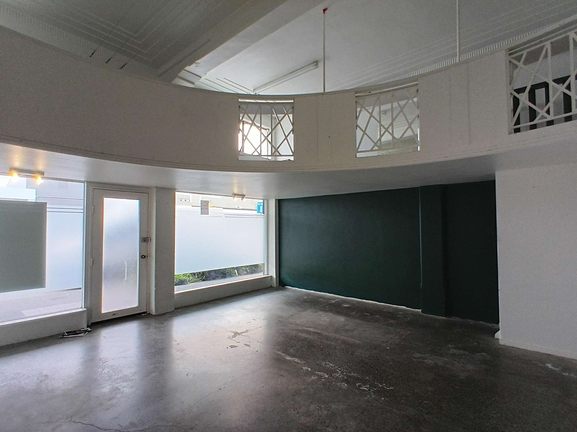 2/200 Heretaunga Street East Hastings_0