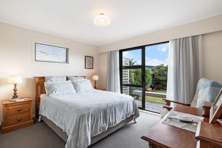 53 Beach Road Mellons Bay_20