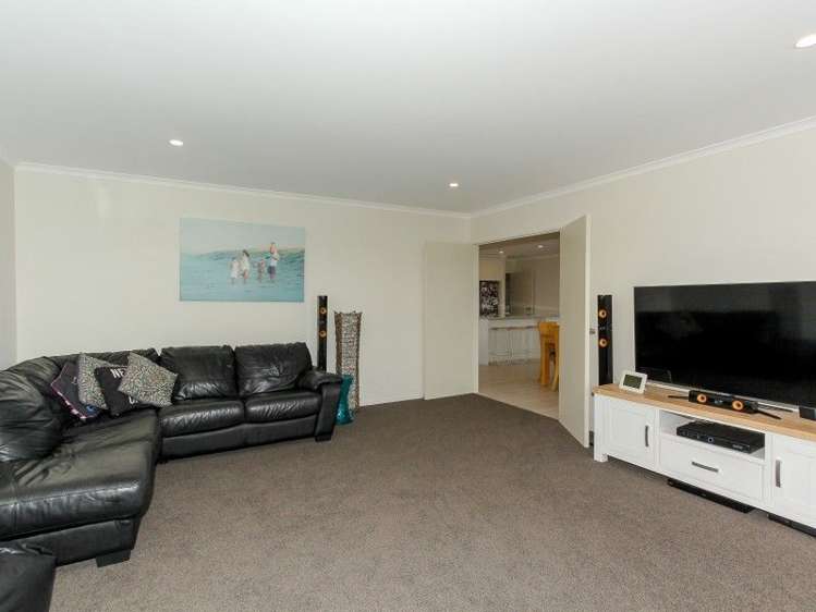 9 Honeyfield Drive Whalers Gate_20