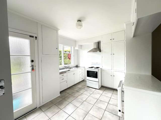 2/53 Hamilton Rd Herne Bay_4