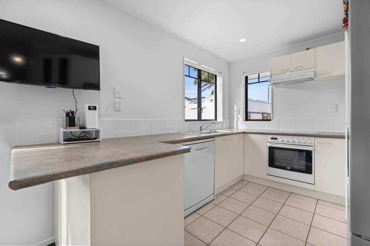 108 Lakeside Drive_3