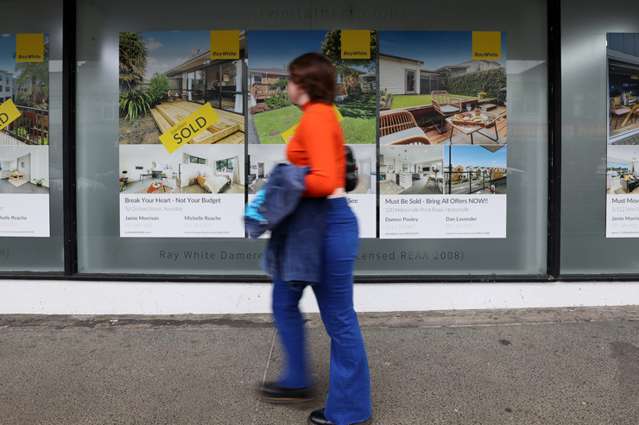 Government help for first home buyers pays off, approvals rise 60%