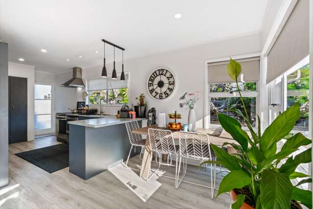  44 Zita Maria Drive Massey_3