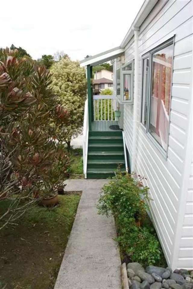 17/4074 Great North Road Glen Eden_2