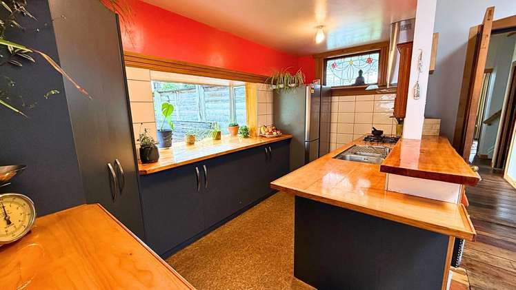 95 Commercial Street Takaka_9