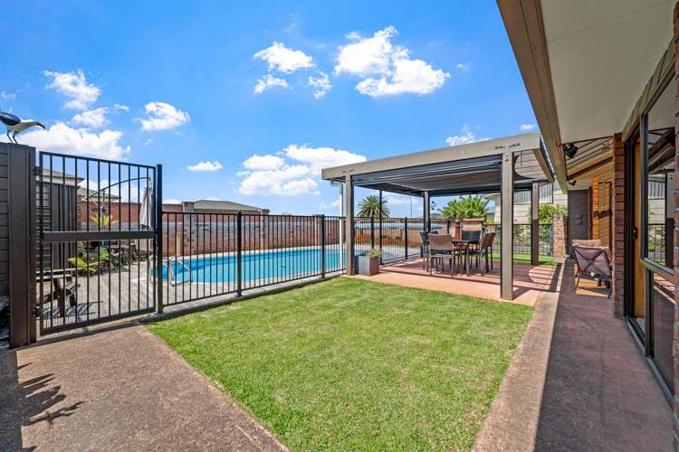 57 Albatross Road Red Beach_16