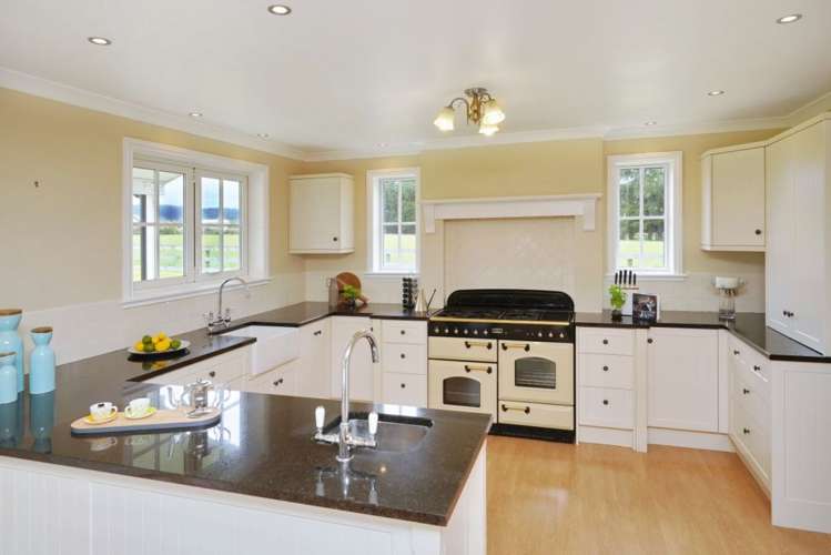 64 Davis Road Cust_8