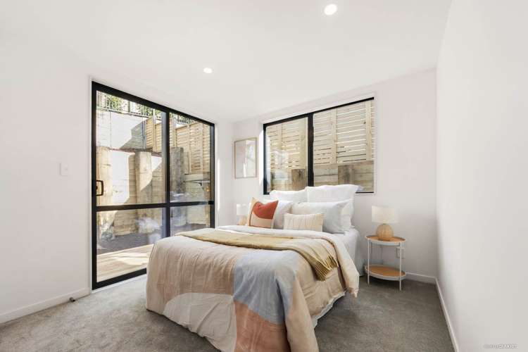 7 Kauri Gum Rise Swanson_18