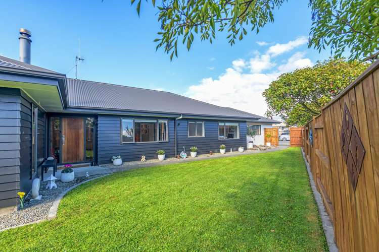 9 Walnut Grove Kelvin Grove_19
