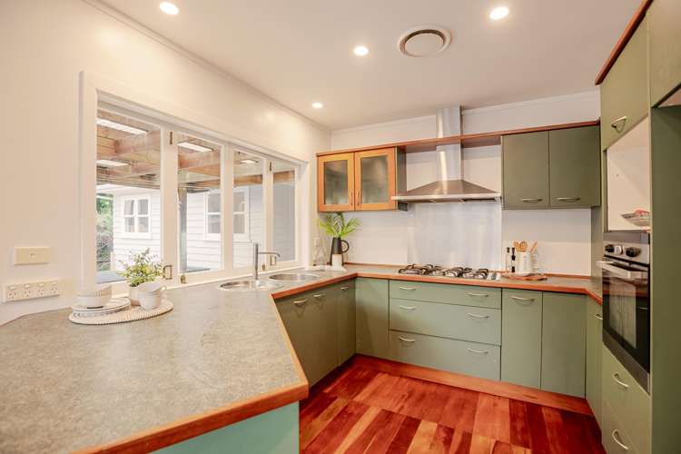 51 Eatwell Avenue Paraparaumu Beach_9