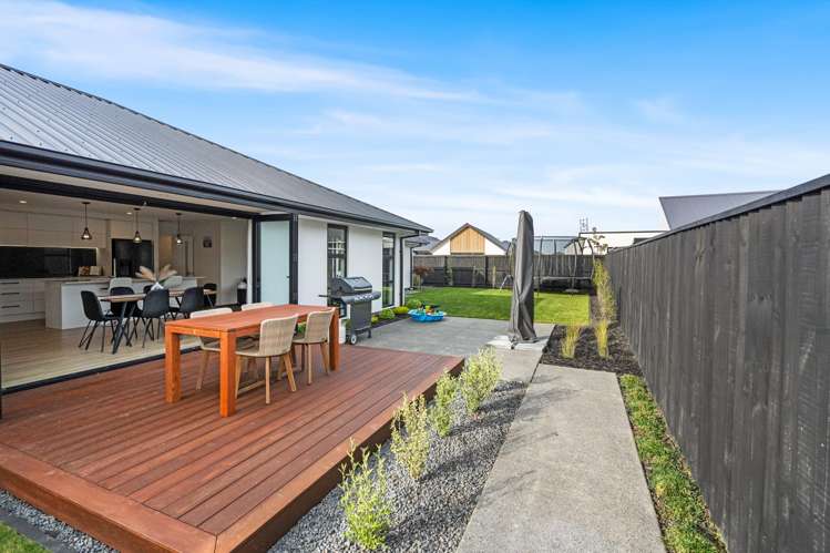 20 Florence Drive Lincoln_23