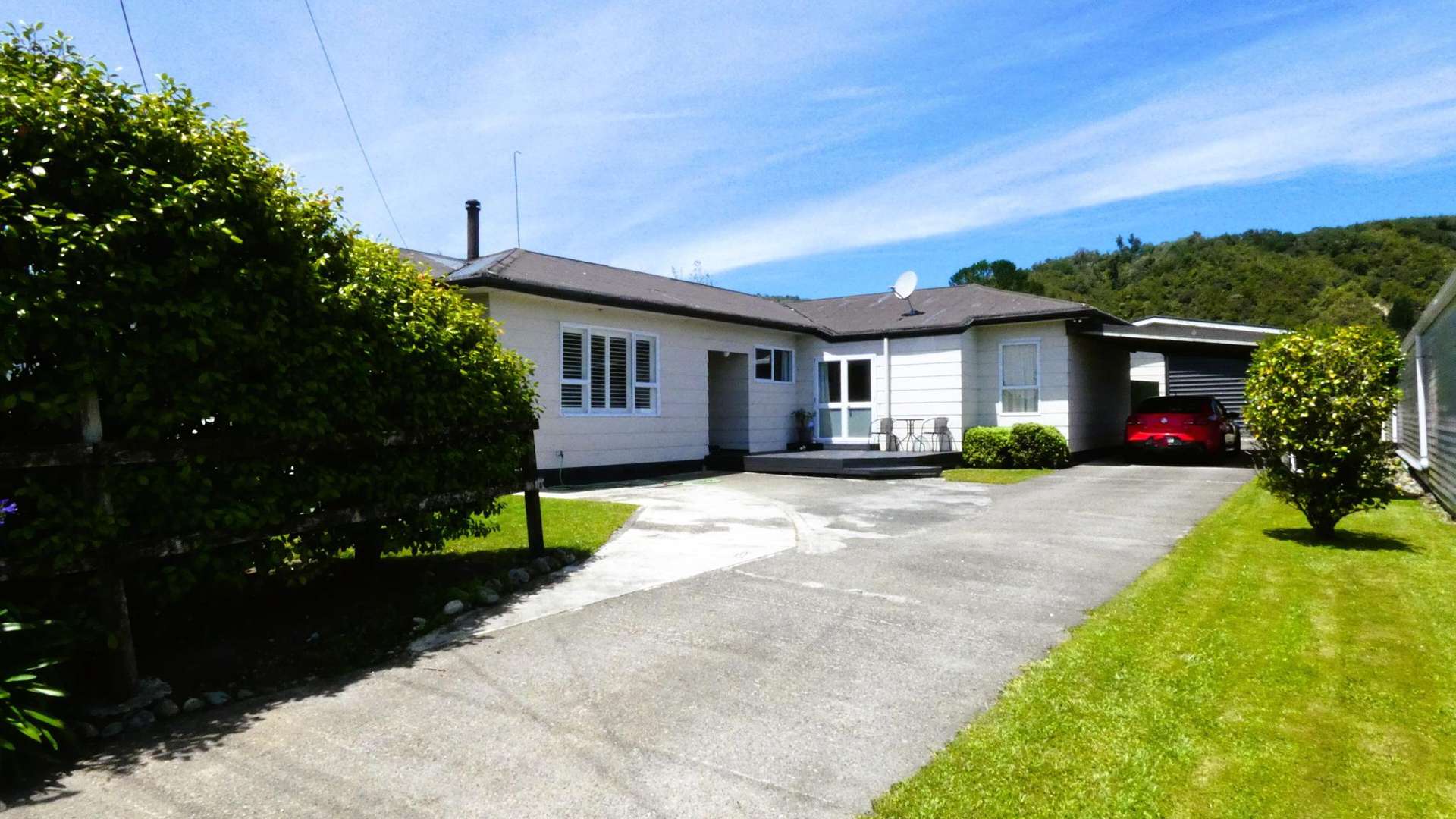 62 McGill Street Waimangaroa_0