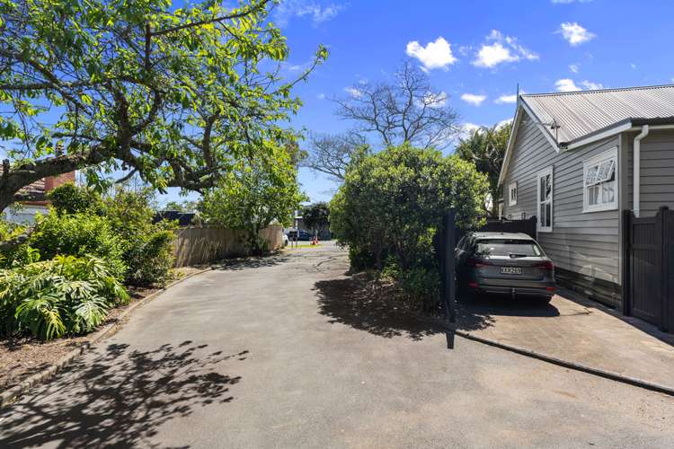 90 Old Mill Road Westmere_18