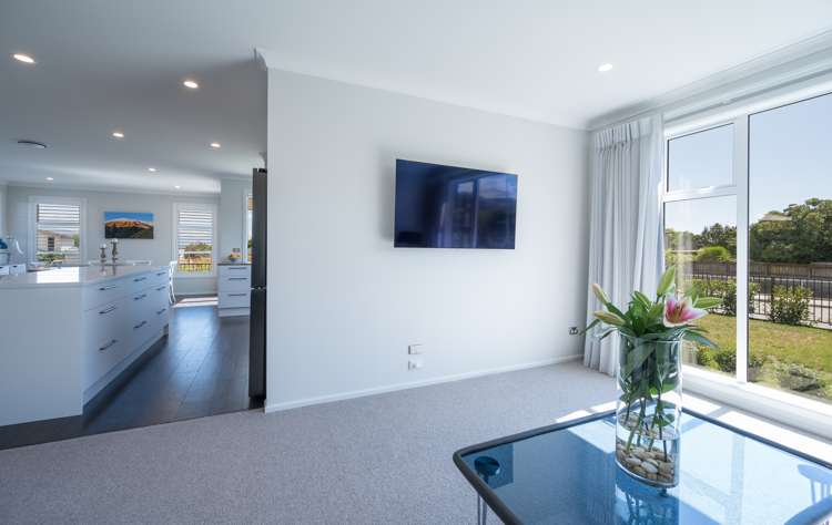 2 Hallmark Drive Hope_16