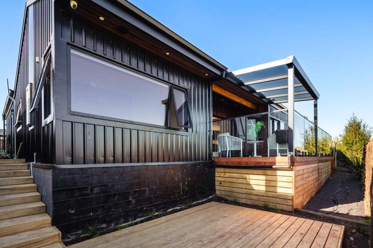 65 Lytton Road Riverdale_12