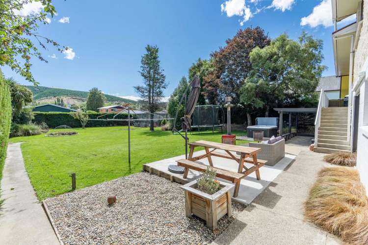 20 Lynas Street Outram_24