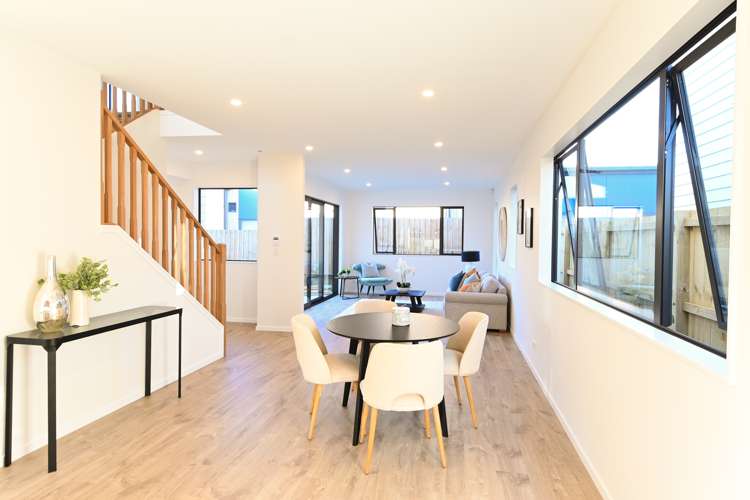 4b Ropata Avenue Point England_21