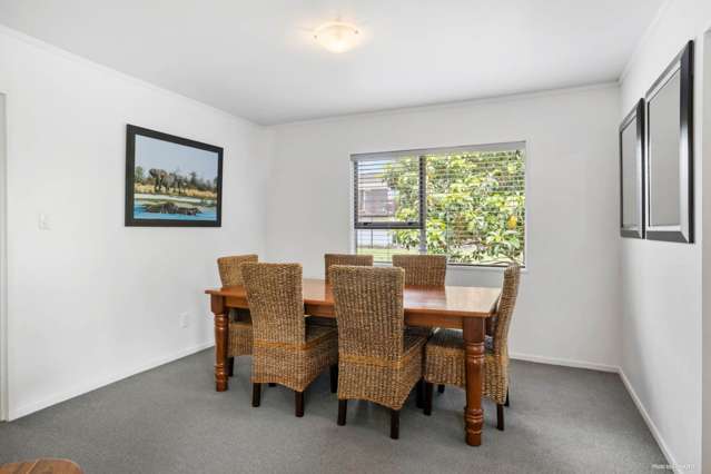 2/12 Elliott Avenue Bayview_4