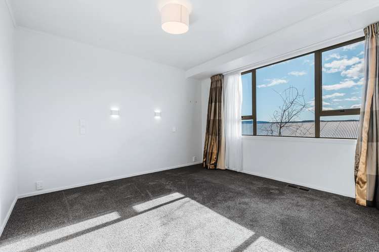 44 Tremaine Avenue Two Mile Bay_14