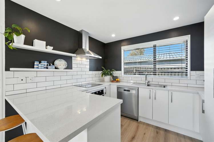 2/256 Innes Road Saint Albans_8