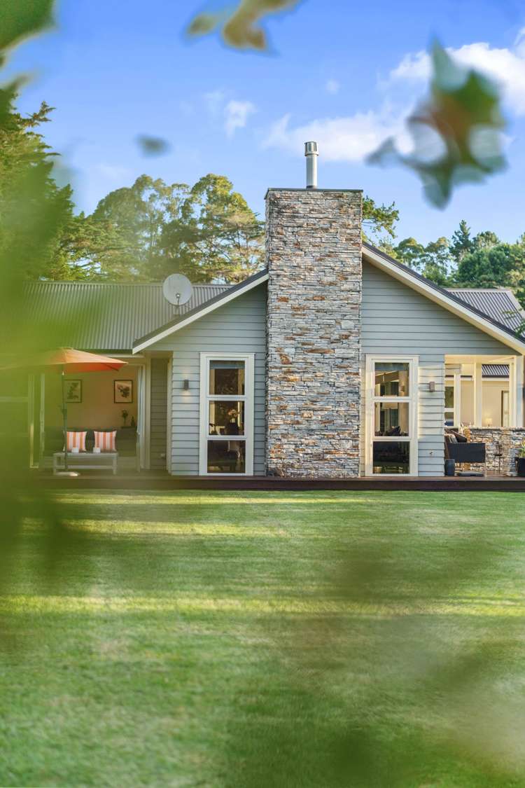 133 Chamberlain Road Bombay_17