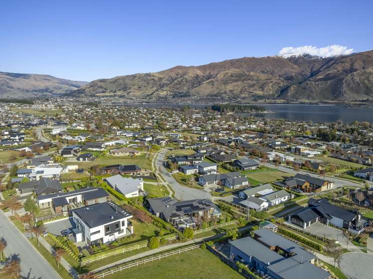 18 Urquhart Place Wanaka_38